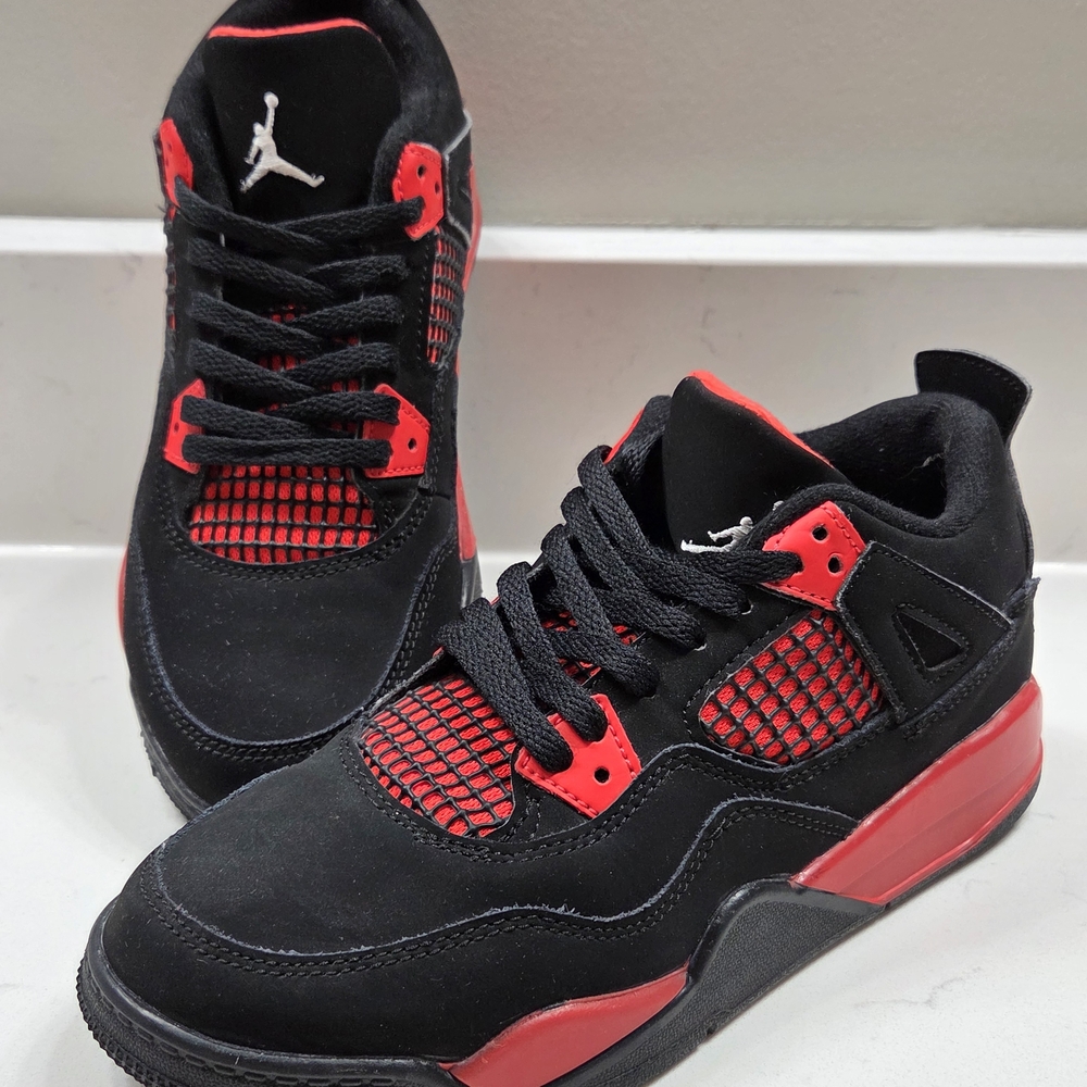 Jordan 4 Retro Red Thunder